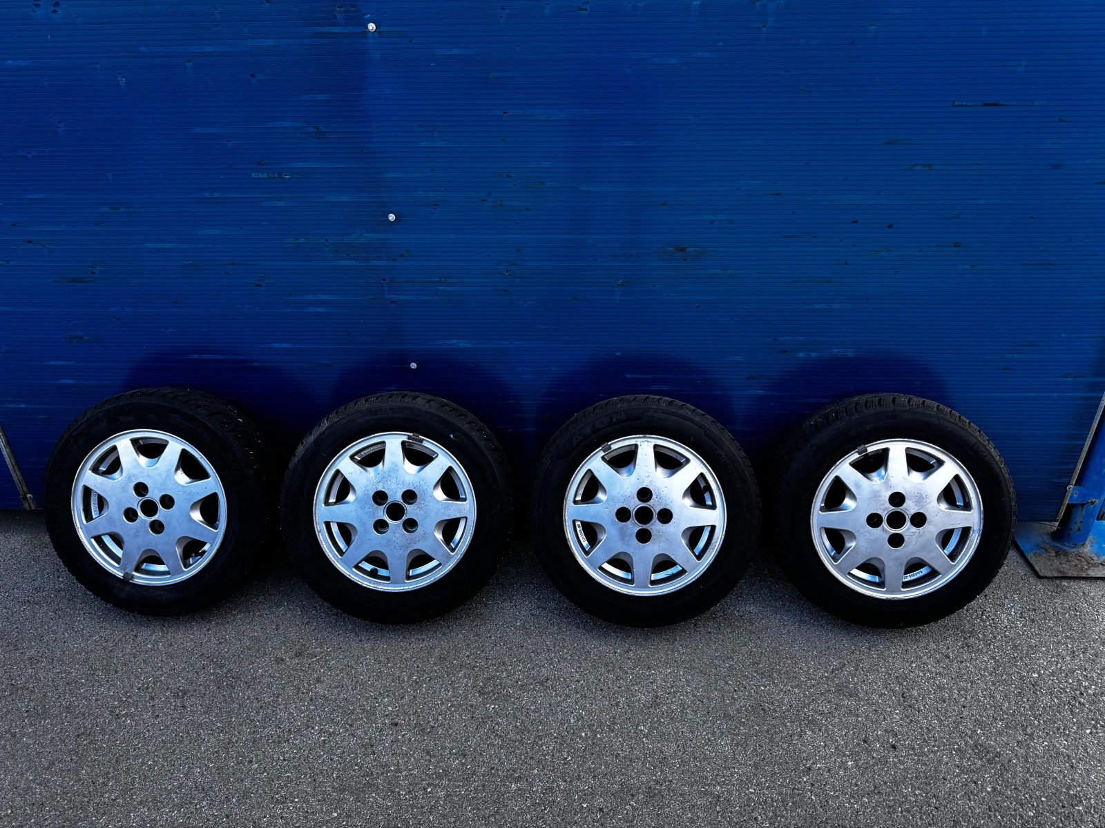 Гуми с джанти Avon 175/65R14