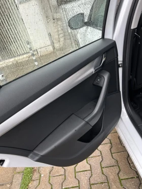 Skoda Octavia 1.6, снимка 10