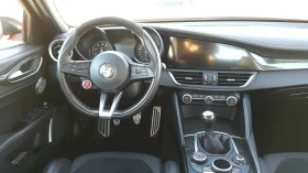 Обява за продажба на Alfa Romeo Giulia Quadrifoglio 2.9 V6 Twin-turbo Manual 510 к.с. ~ 216 000 лв. - изображение 11