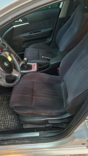 Обява за продажба на Alfa Romeo 159 sportwagon ~4 444 лв. - изображение 4 | Auto.bg Обява за продажба на Alfa Romeo 159 sportwagon ~4 444 лв. - изображение 4