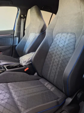 VW Golf 8.5 R-Line Plus* Sport TDI/ Black optic/NEW �����  | Mobile.bg � ����� ������ 8