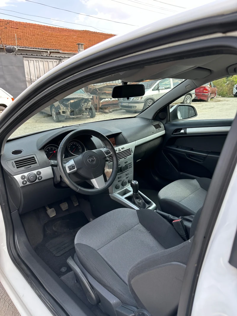 Opel Astra  1.6 101 , снимка 13 - Автомобили и джипове - 52498299