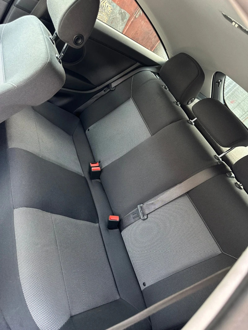 Opel Astra  1.6 101 , снимка 9 - Автомобили и джипове - 52498299