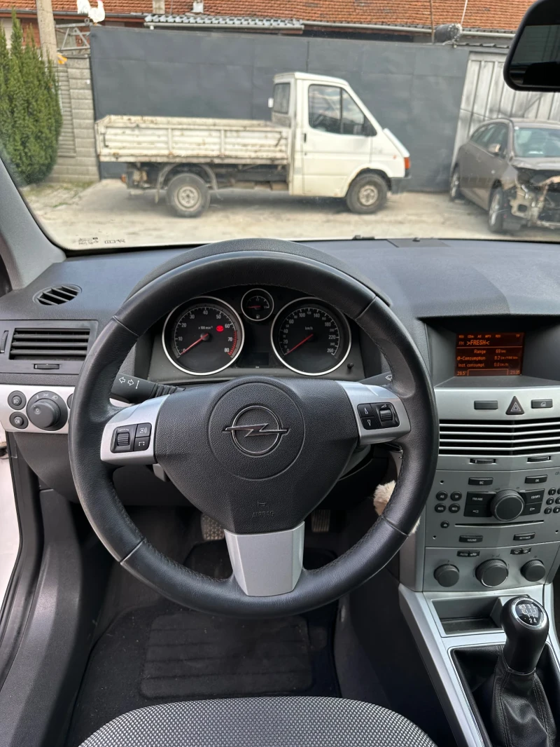 Opel Astra  1.6 101 , снимка 7 - Автомобили и джипове - 52498299