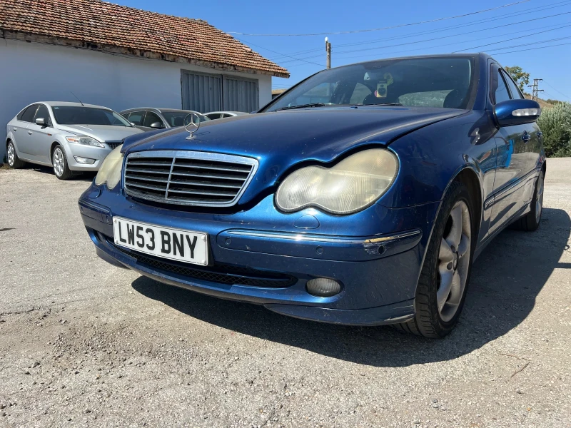 Mercedes-Benz C 200 Компресор , снимка 4 - Автомобили и джипове - 51672315