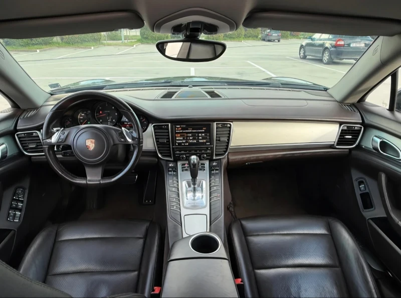 Porsche Panamera 3.0D, снимка 15 - Автомобили и джипове - 52597811