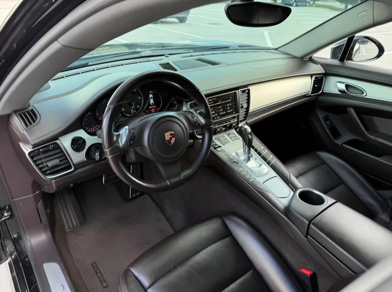 Porsche Panamera 3.0D, снимка 14 - Автомобили и джипове - 52597811