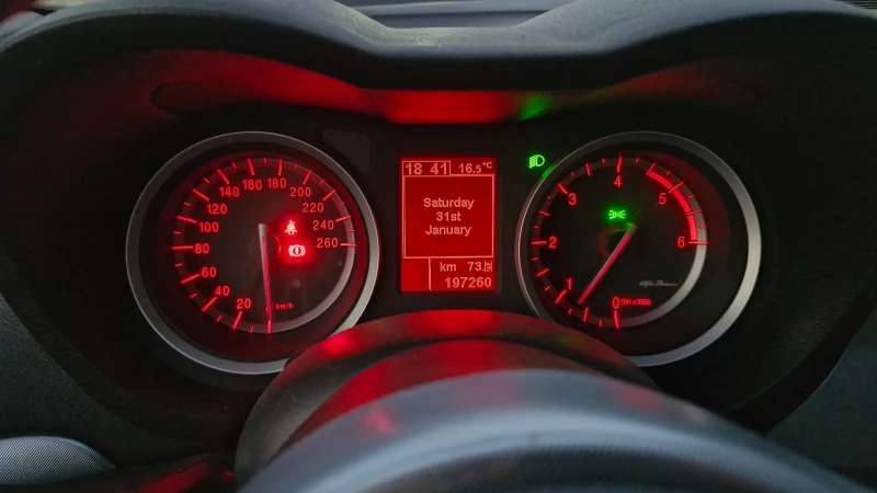 Alfa Romeo 159 sportwagon, снимка 6 - Автомобили и джипове - 52638205