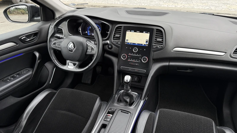 Renault Megane 1.3 TCe 140hp INTENS, снимка 9 - Автомобили и джипове - 52332279