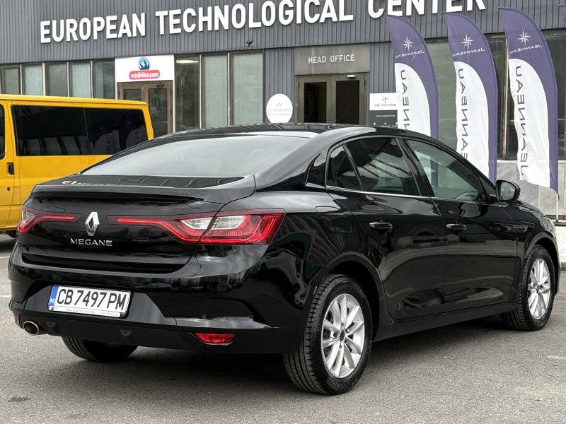 Renault Megane 1.3 TCe 140hp INTENS, снимка 4 - Автомобили и джипове - 52332279