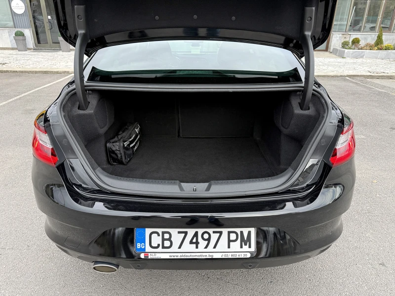 Renault Megane 1.3 TCe 140hp INTENS, снимка 11 - Автомобили и джипове - 52332279