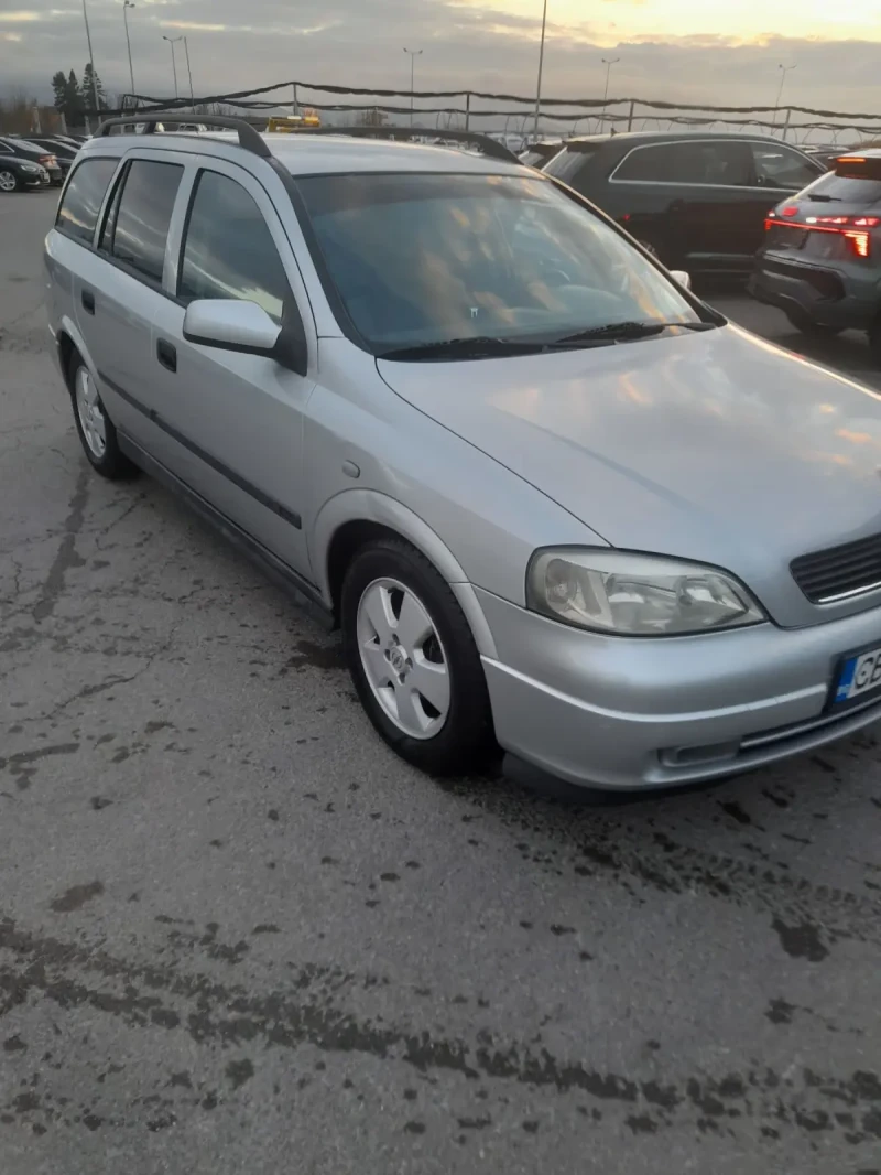 Opel Astra, снимка 4 - Автомобили и джипове - 52362028
