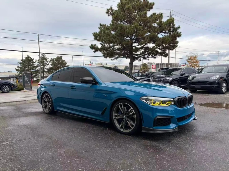 BMW 550 * M550I* С РЕГИСТРАЦИЯ&АВТО КРЕДИТ, снимка 2 - Автомобили и джипове - 53363012