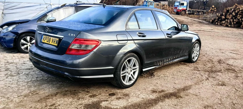 Mercedes-Benz C 220 CDI, снимка 4 - Автомобили и джипове - 53391966