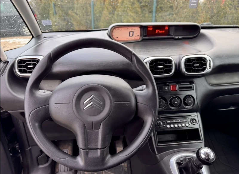 Citroen C3 Picasso 1.6D, снимка 6 - Автомобили и джипове - 53564346