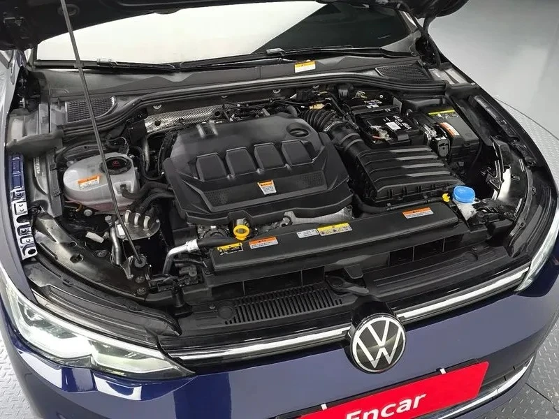 VW Golf 8 | АВТОФИНАНСИРАНЕ | ФИКСИРАНА ЦЕНА ДО БЪЛГАРИЯ, снимка 15 - Автомобили и джипове - 55153202