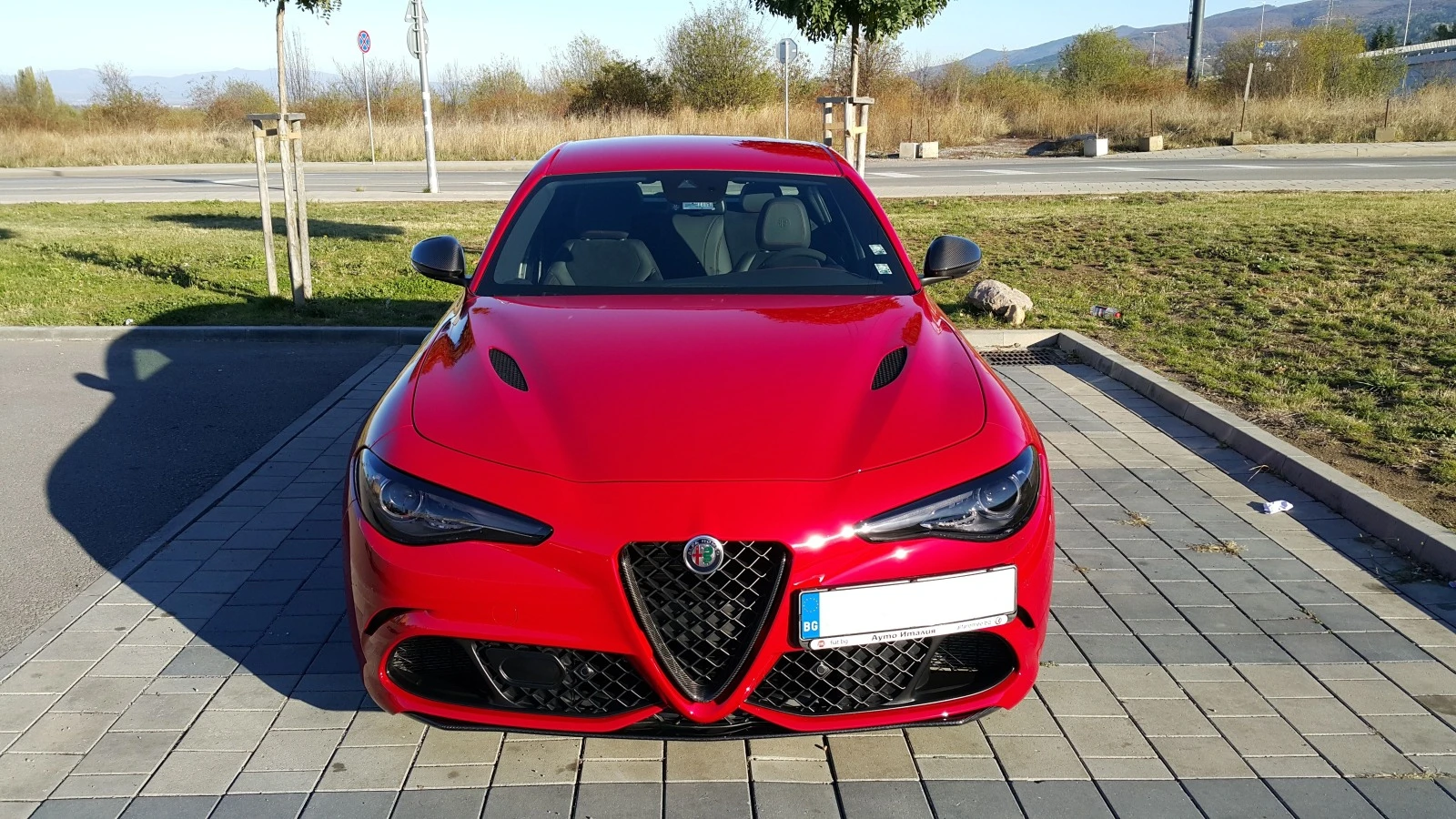 Alfa Romeo Giulia Quadrifoglio 2.9 V6 Twin-turbo Manual 510 к.с. - изображение 3