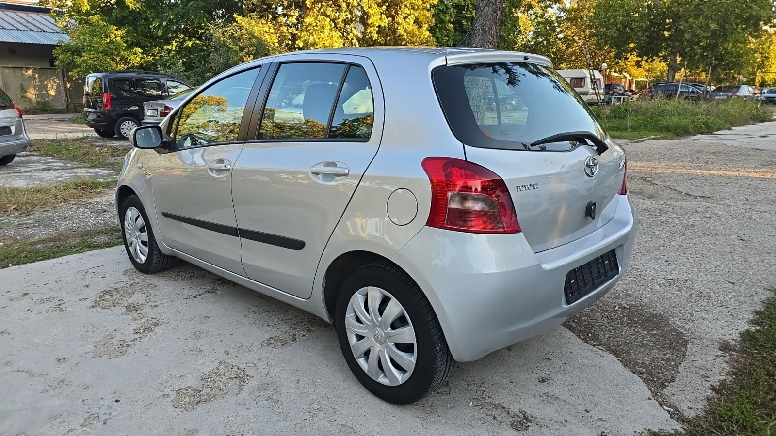 Toyota Yaris 1.4D4D 90k.c. - изображение 4