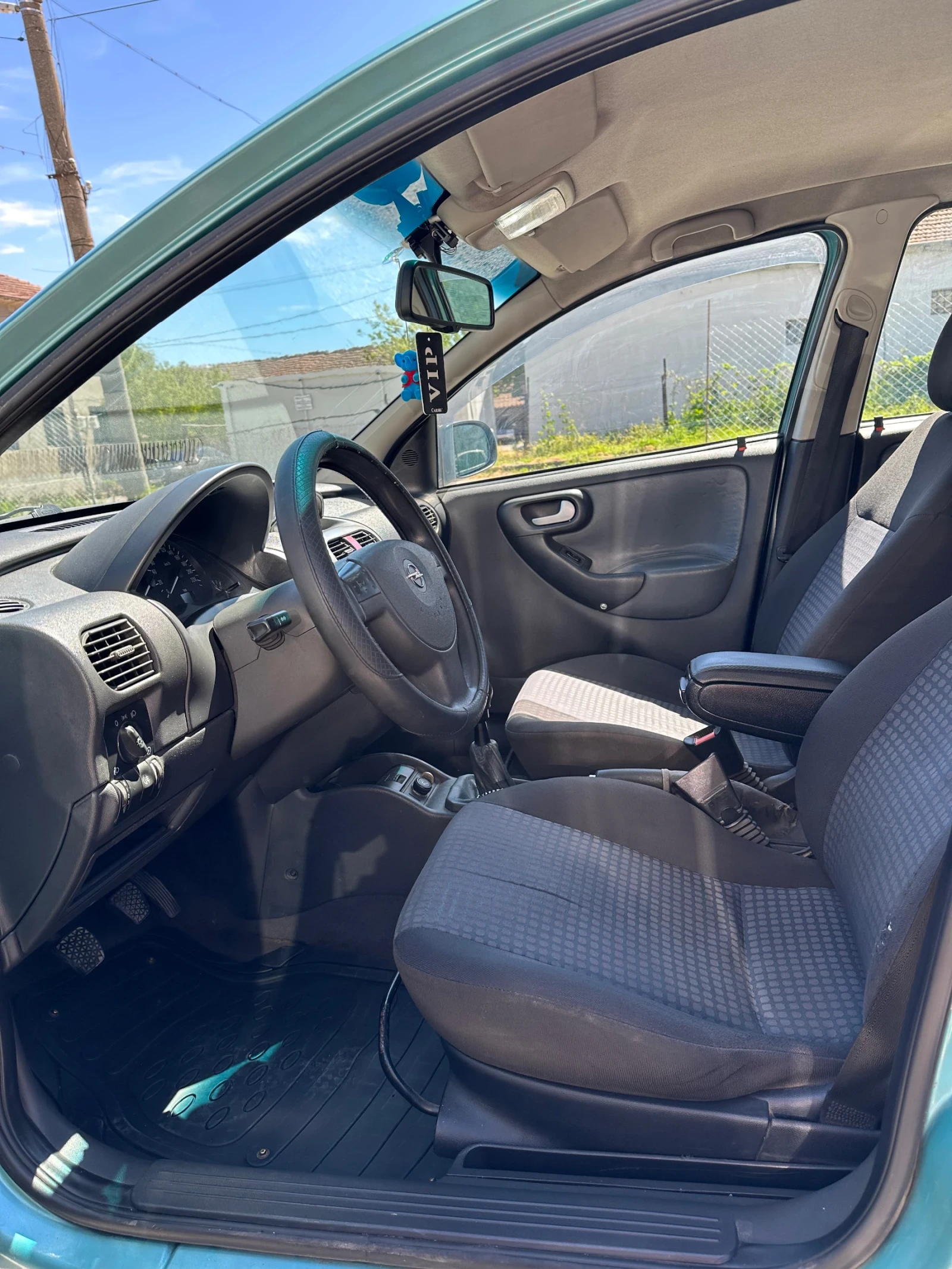 Opel Corsa  - изображение 4