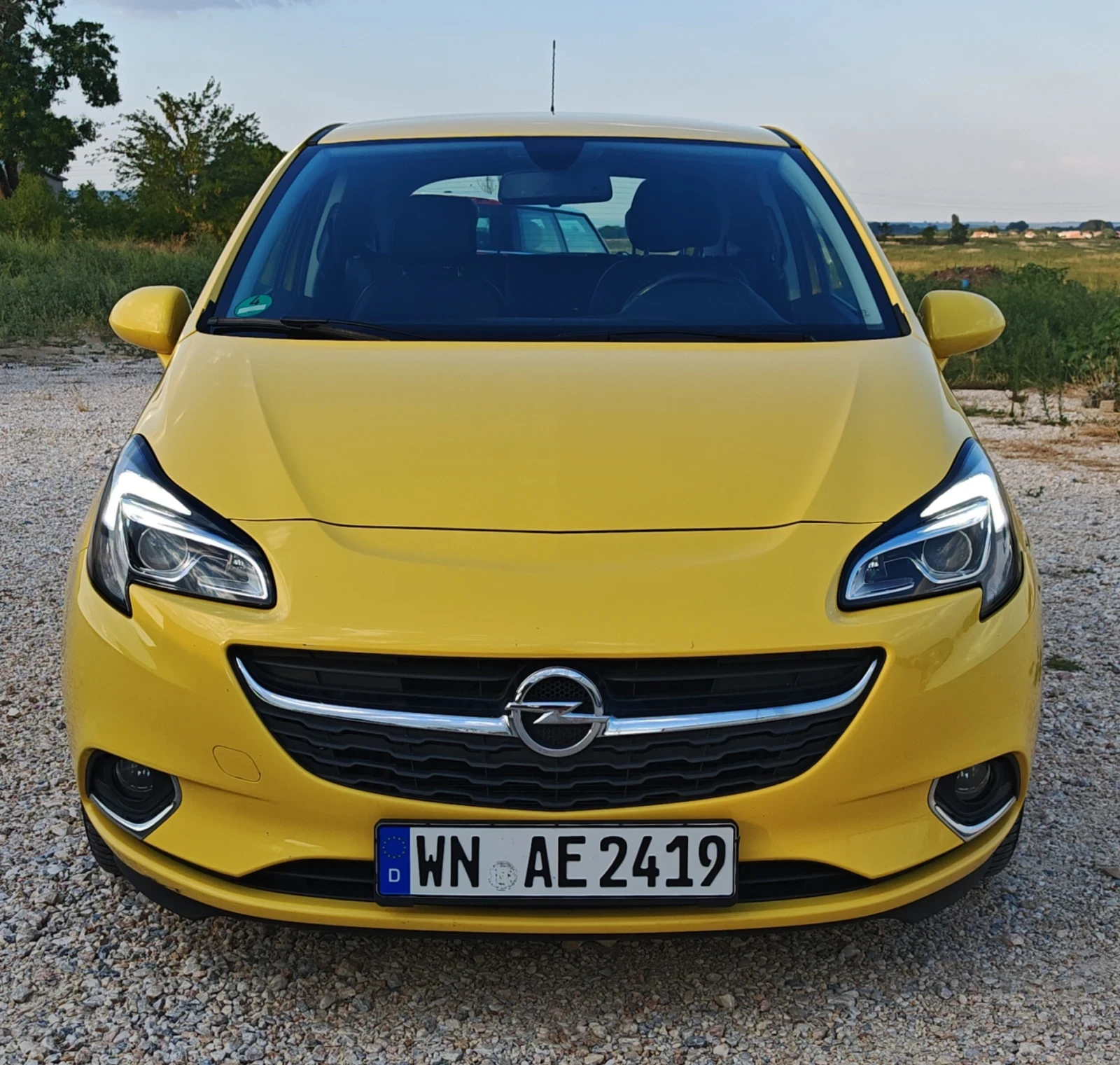Opel Corsa Inovation 1.4i 90к.с Bi-Xenon* Led* Cruise* Blueto - изображение 9