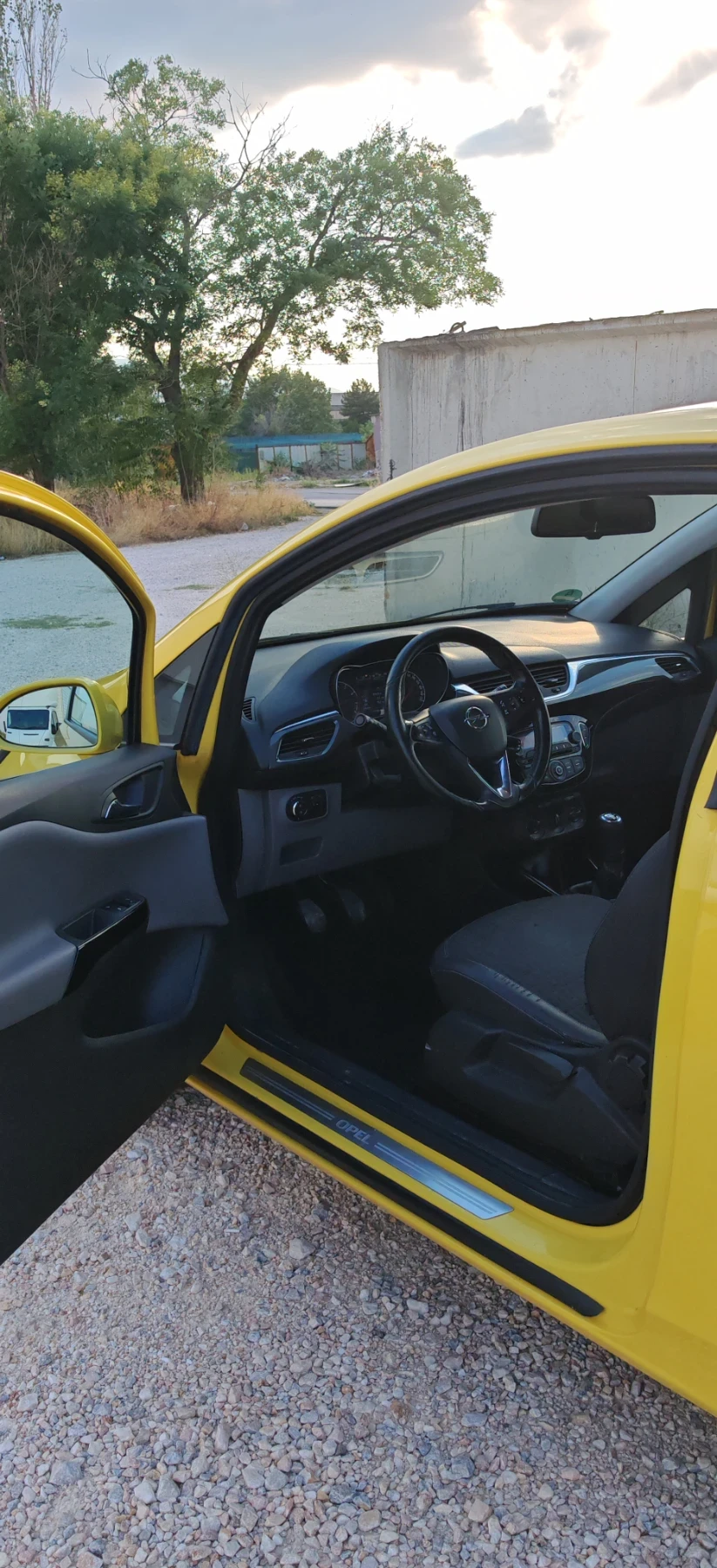Opel Corsa Inovation 1.4i 90к.с Bi-Xenon* Led* Cruise* Blueto - изображение 10