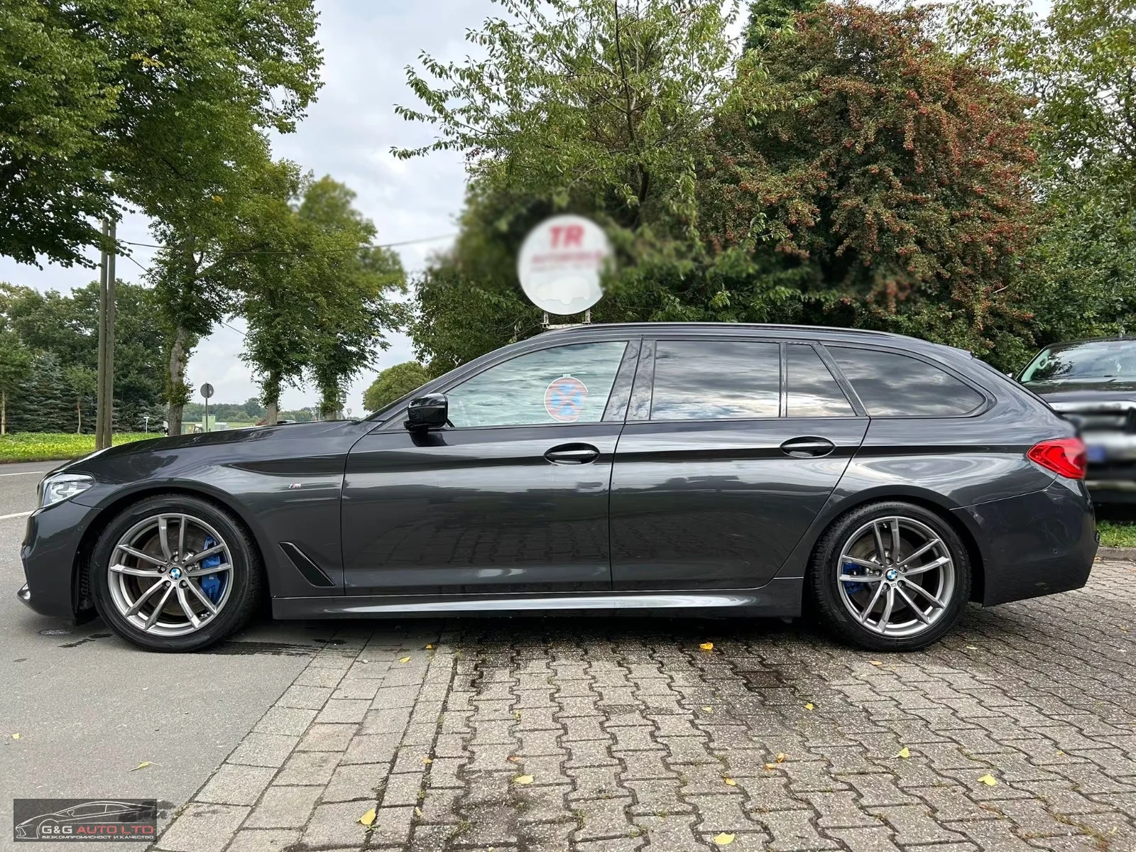 BMW 540 d/M-PACK/PANO/4x4/320HP/CAM/CARPLAY/D102 - изображение 2
