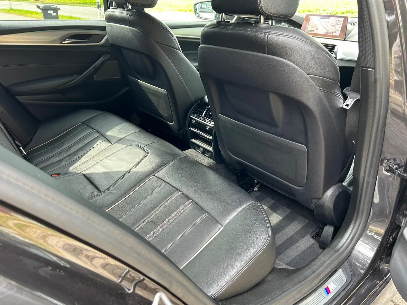 BMW 540 d/M-PACK/PANO/4x4/320HP/CAM/CARPLAY/D102 | Mobile.bg   14