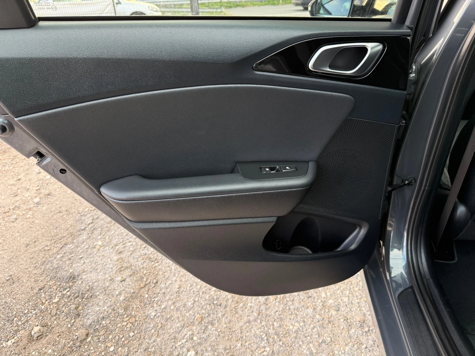 Kia Ceed 1.6 d - изображение 10