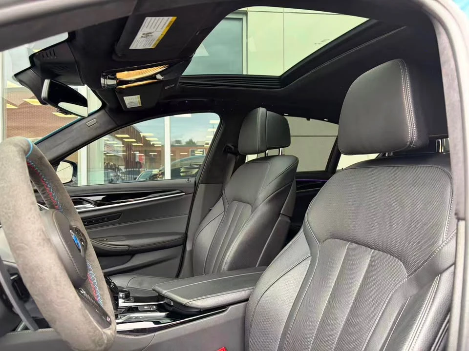 BMW 550 * M550I* С РЕГИСТРАЦИЯ&АВТО КРЕДИТ - изображение 8