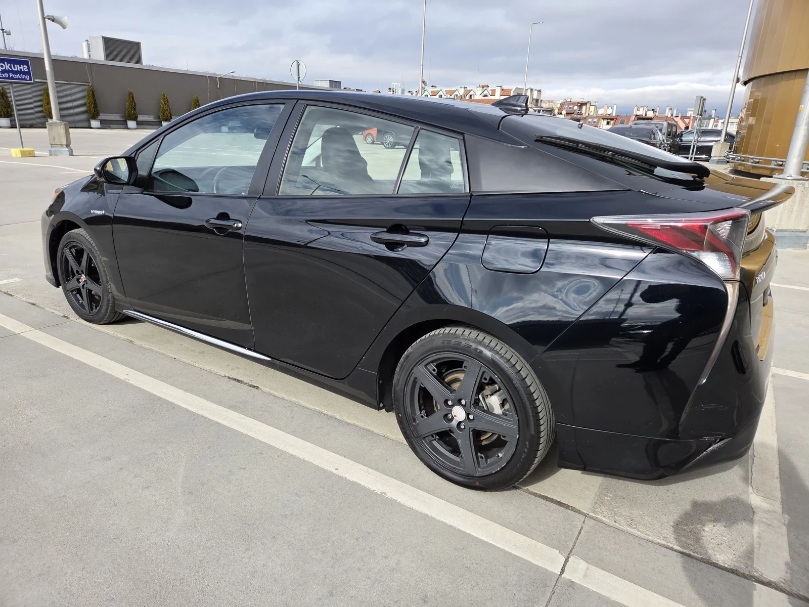 Toyota Prius 1.8 hybrid GR LINE | Mobile.bg � ����������� 14