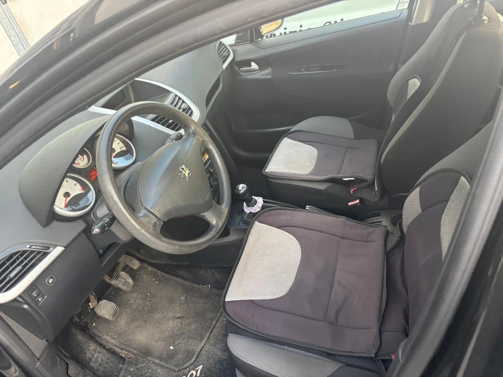 Peugeot 207 1.4i, 75кс, 10г, 5вр.gaz.inj.BRC, Италия , снимка 5 - Автомобили и джипове - 54195787