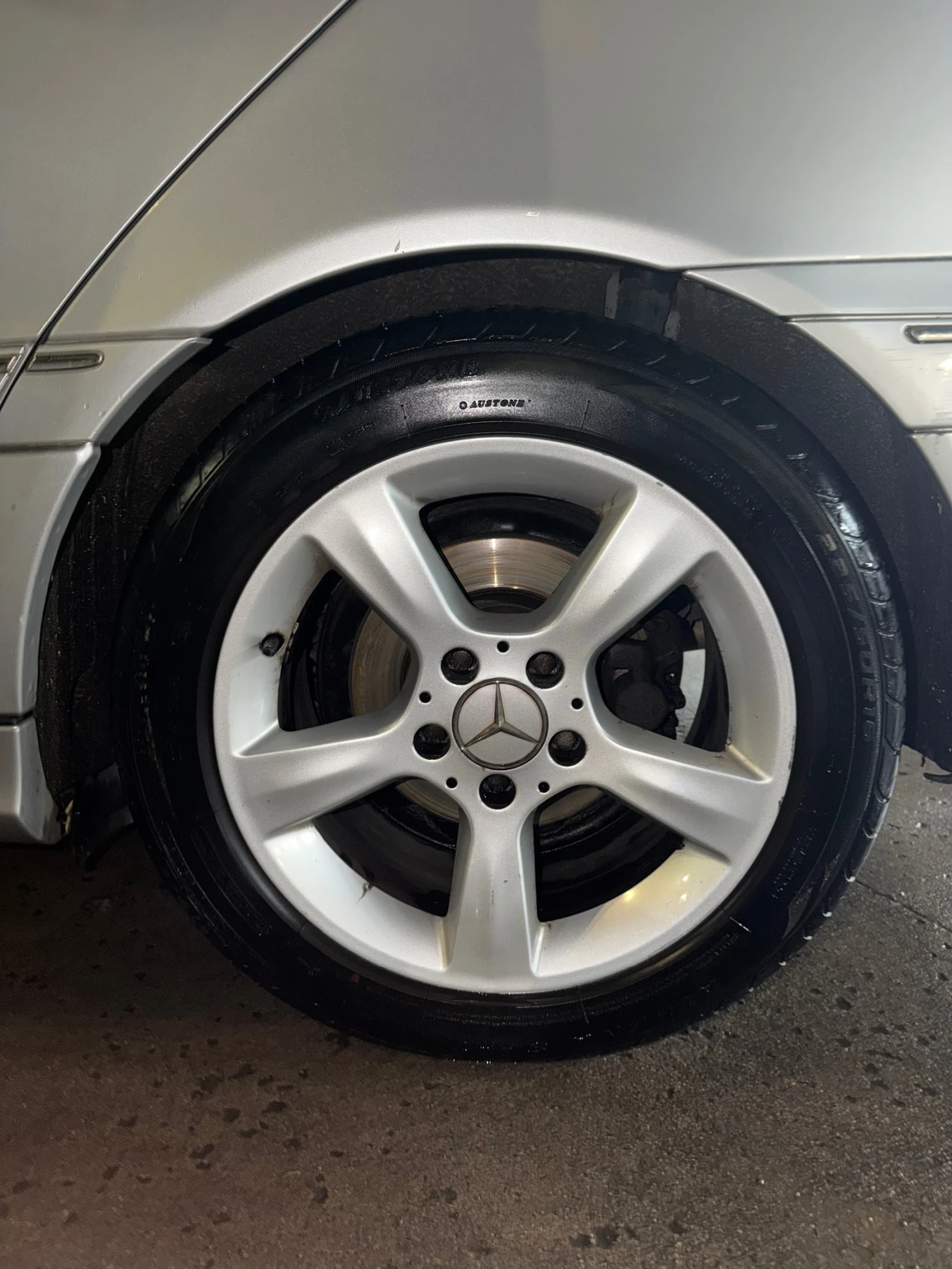 Mercedes-Benz C 200, снимка 8 - Автомобили и джипове - 54433469