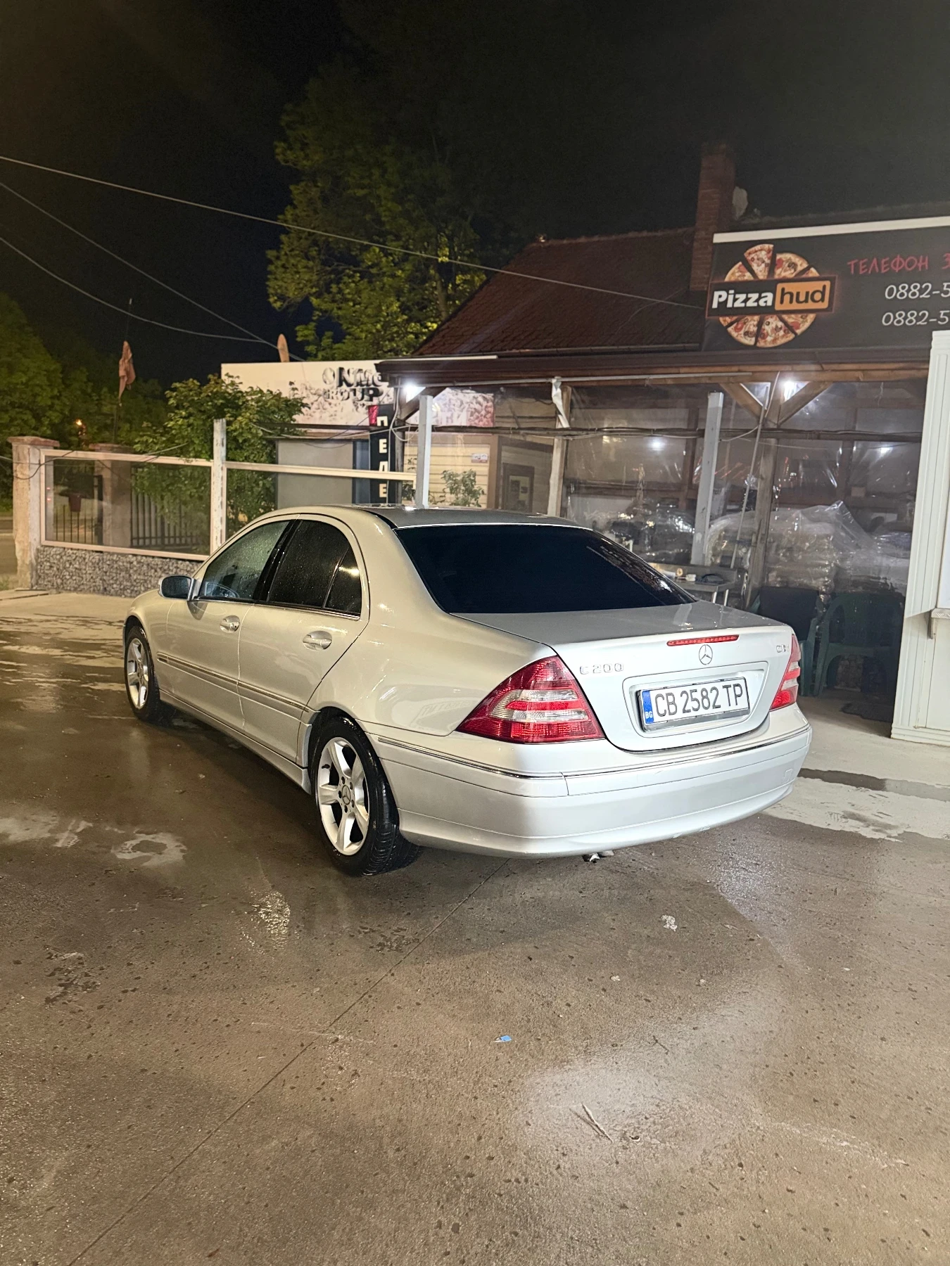 Mercedes-Benz C 200, снимка 5 - Автомобили и джипове - 54433469