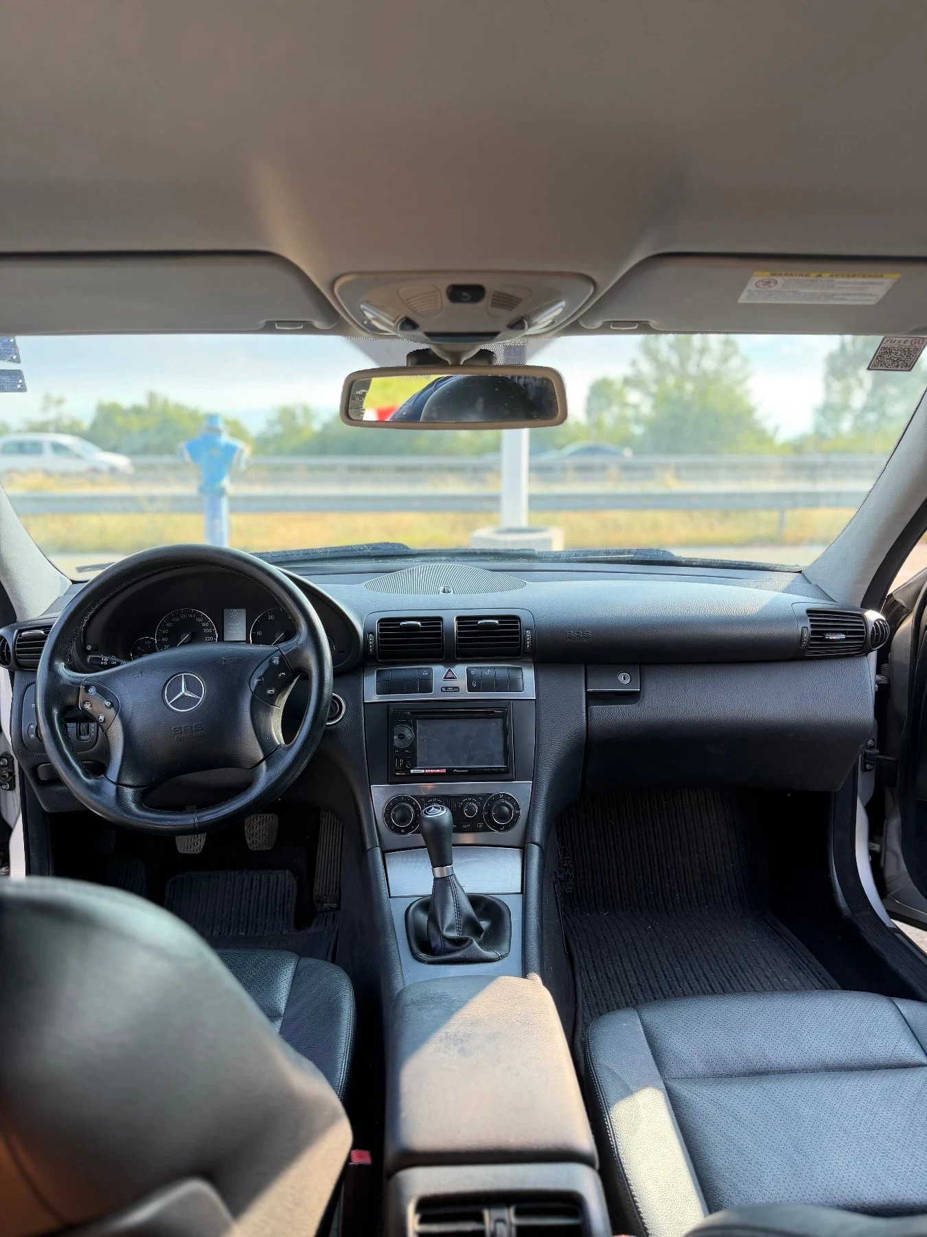 Mercedes-Benz C 200, снимка 7 - Автомобили и джипове - 54433469