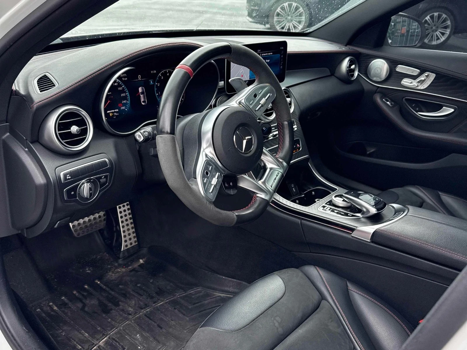 Mercedes-Benz C 43 AMG LCI* BURMESTER* ПОДГРЕВ* М.ТОЧКА, снимка 5 - Автомобили и джипове - 54459595