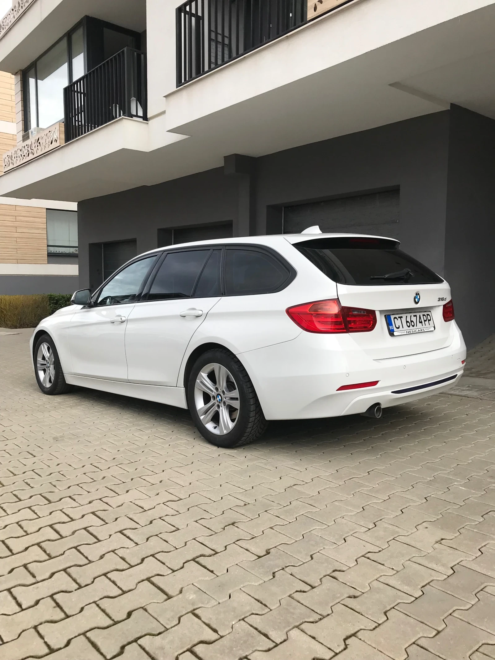 BMW 316, снимка 2 - Автомобили и джипове - 54586673
