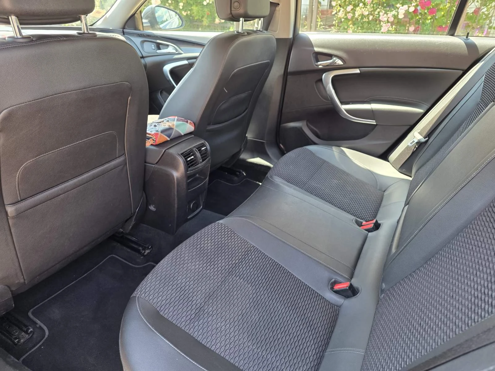 Opel Insignia Cosmo A2.0 ecoFlex, снимка 6 - Автомобили и джипове - 54808478