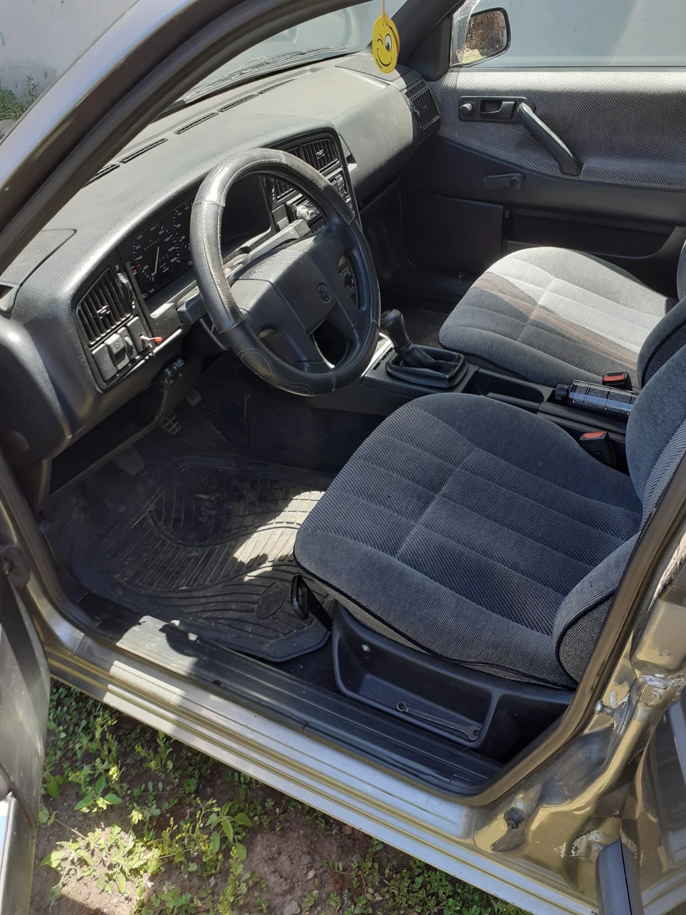 VW Passat, снимка 2 - Автомобили и джипове - 54960308