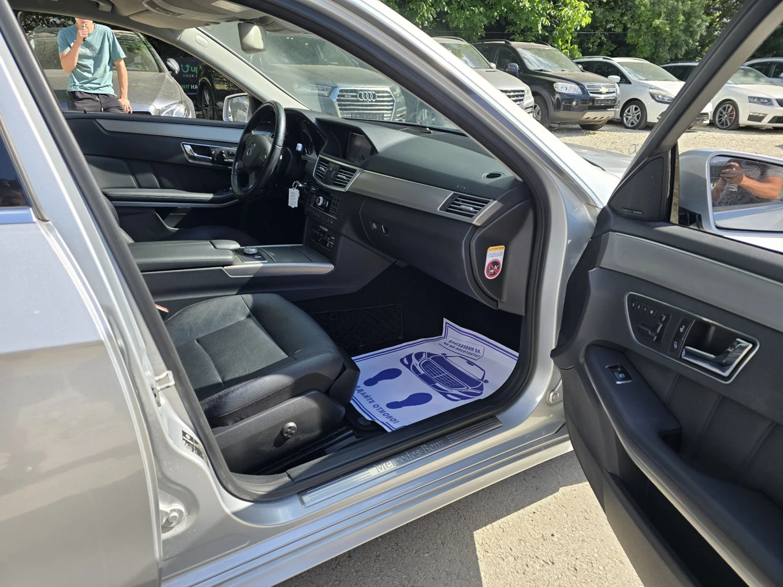 Mercedes-Benz E 350 CGI 292к.с AVANTGARDE FULL, снимка 13 - Автомобили и джипове - 54977379