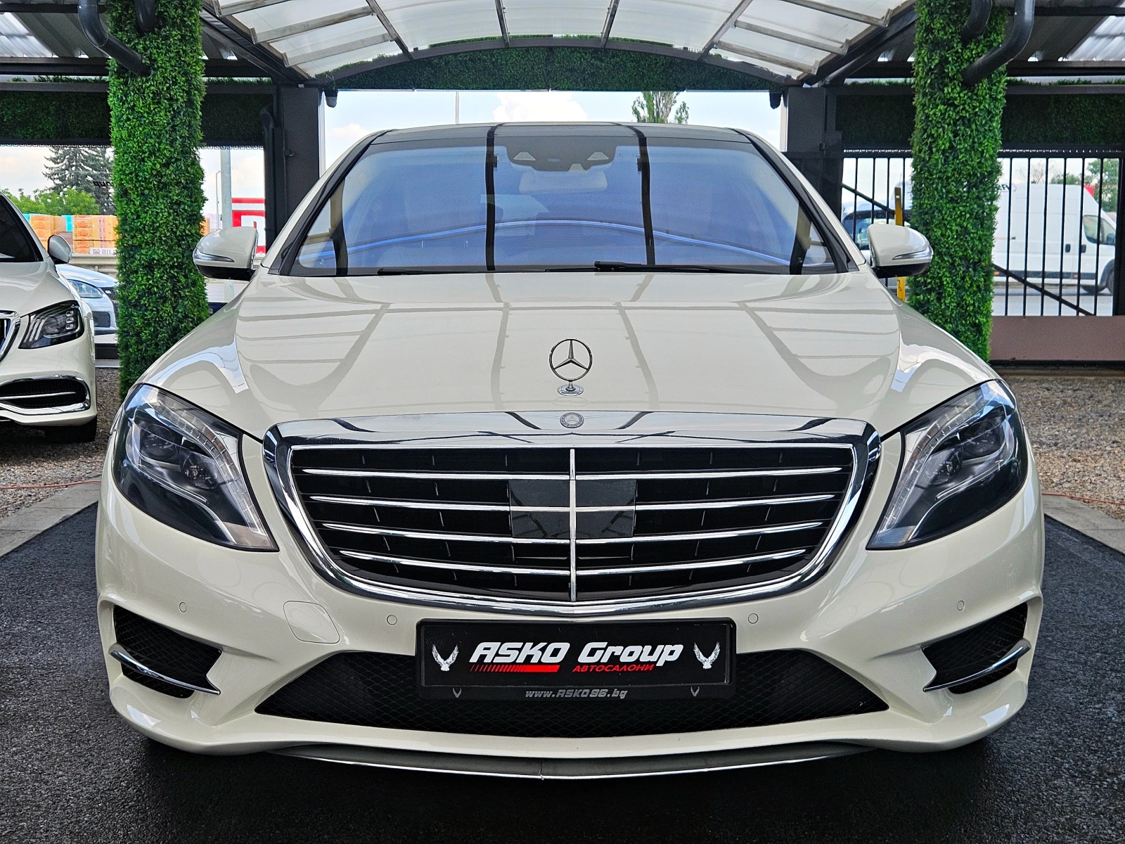 Mercedes-Benz S 350 L/AMG/4MAT/CAMERA/DISTR/HUD/PANO/ОБДУХ/АMBIENT/LIZ, снимка 2 - Автомобили и джипове - 55102426