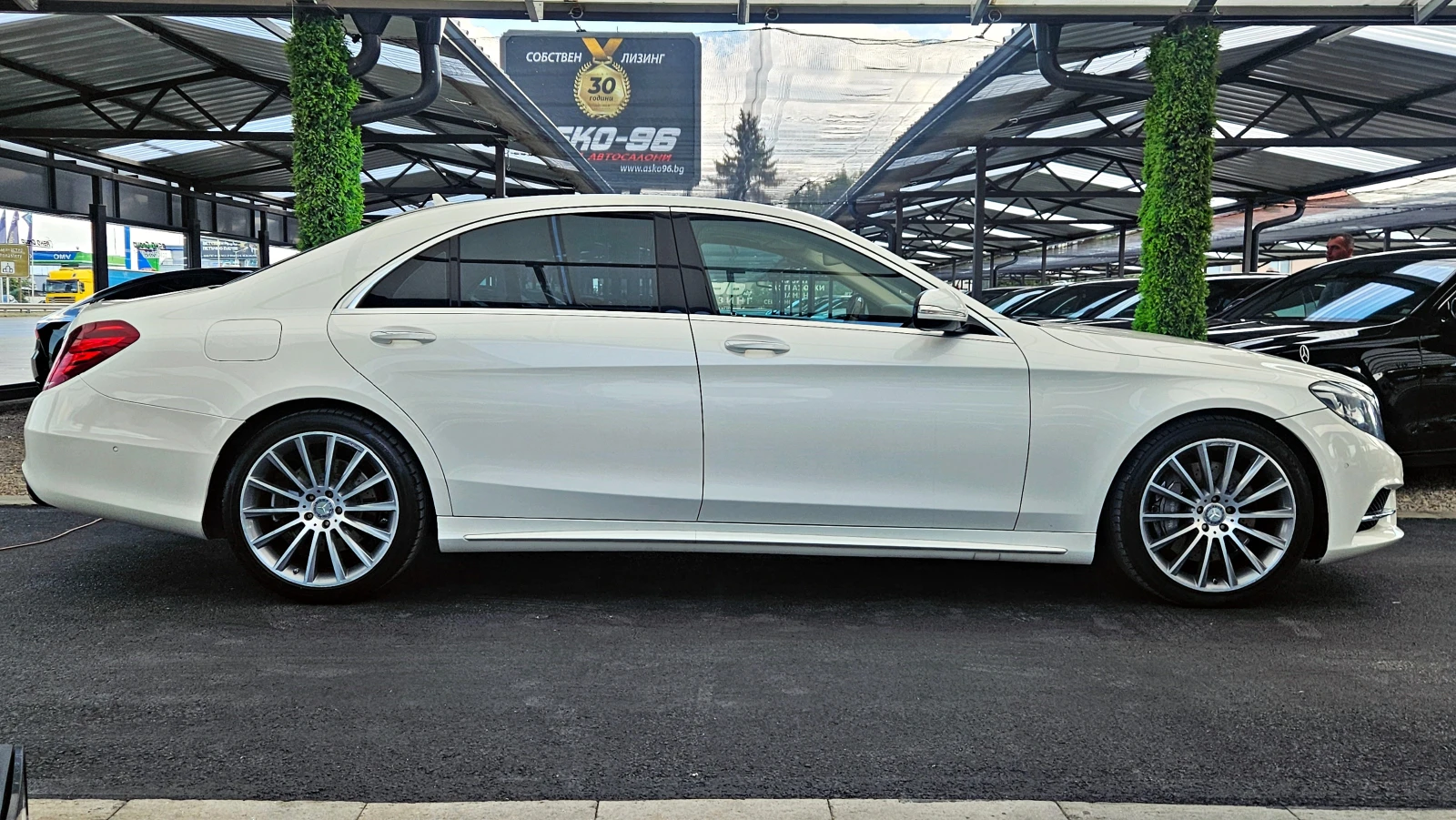 Mercedes-Benz S 350 L/AMG/4MAT/CAMERA/DISTR/HUD/PANO/ОБДУХ/АMBIENT/LIZ, снимка 4 - Автомобили и джипове - 55102426