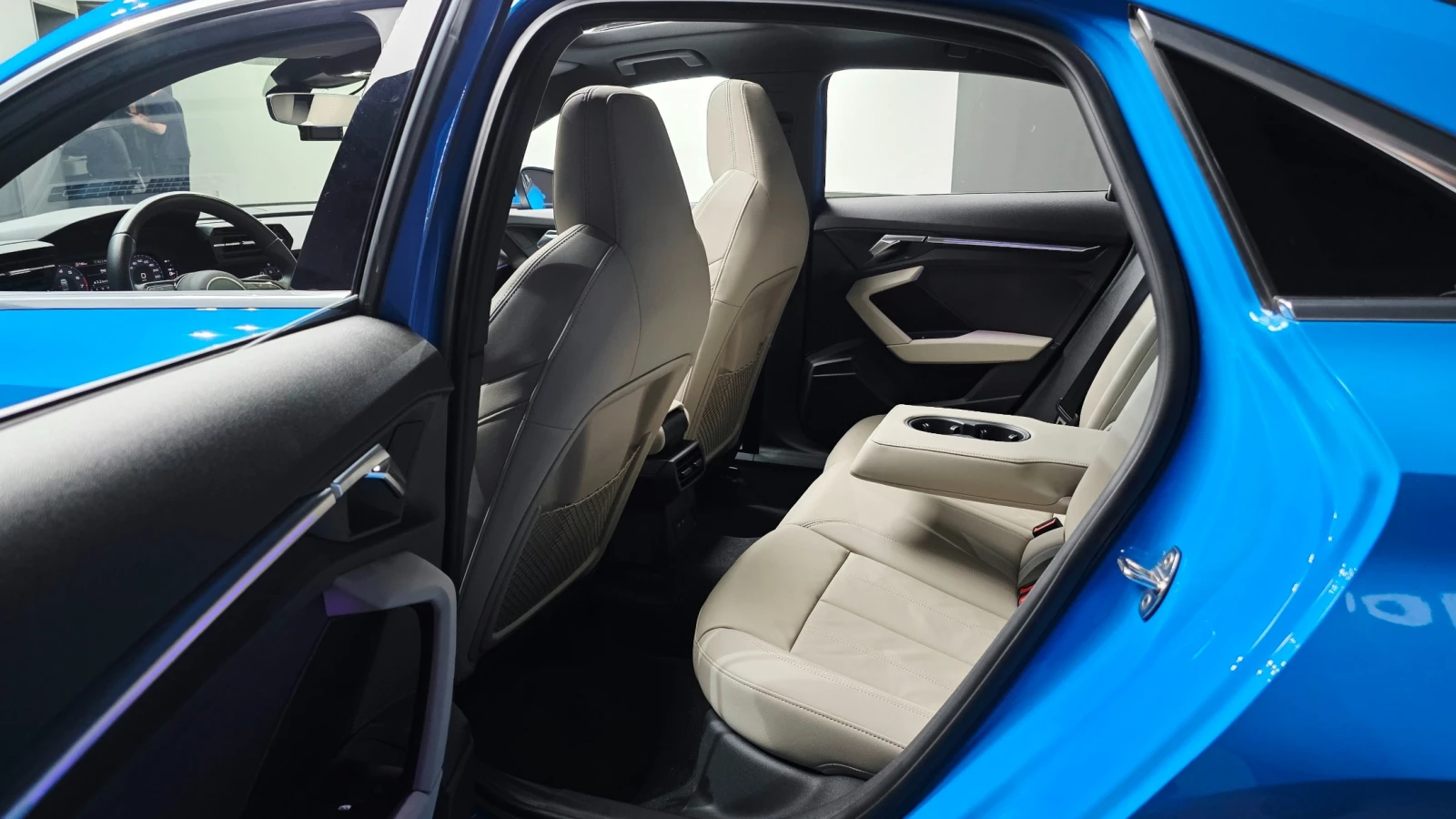 Audi A3 40 TFSI Premium | 2.0 Turbo | Панорама | , снимка 9 - Автомобили и джипове - 55219821