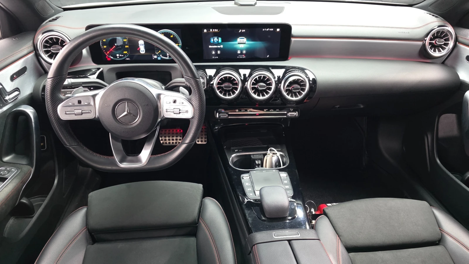 Mercedes-Benz CLA 250 AMG line//Подгрев/АМБИЕНТНО ОСВЕТЛЕНИЕ/, снимка 6 - Автомобили и джипове - 55445780