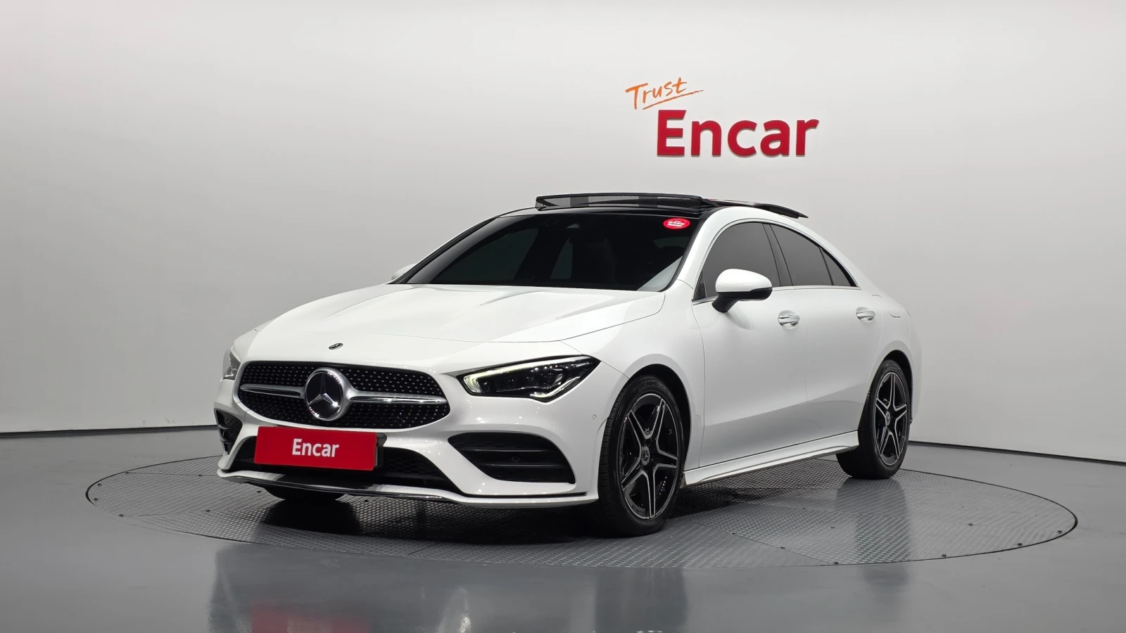 Mercedes-Benz CLA 250 AMG line//Подгрев/АМБИЕНТНО ОСВЕТЛЕНИЕ/