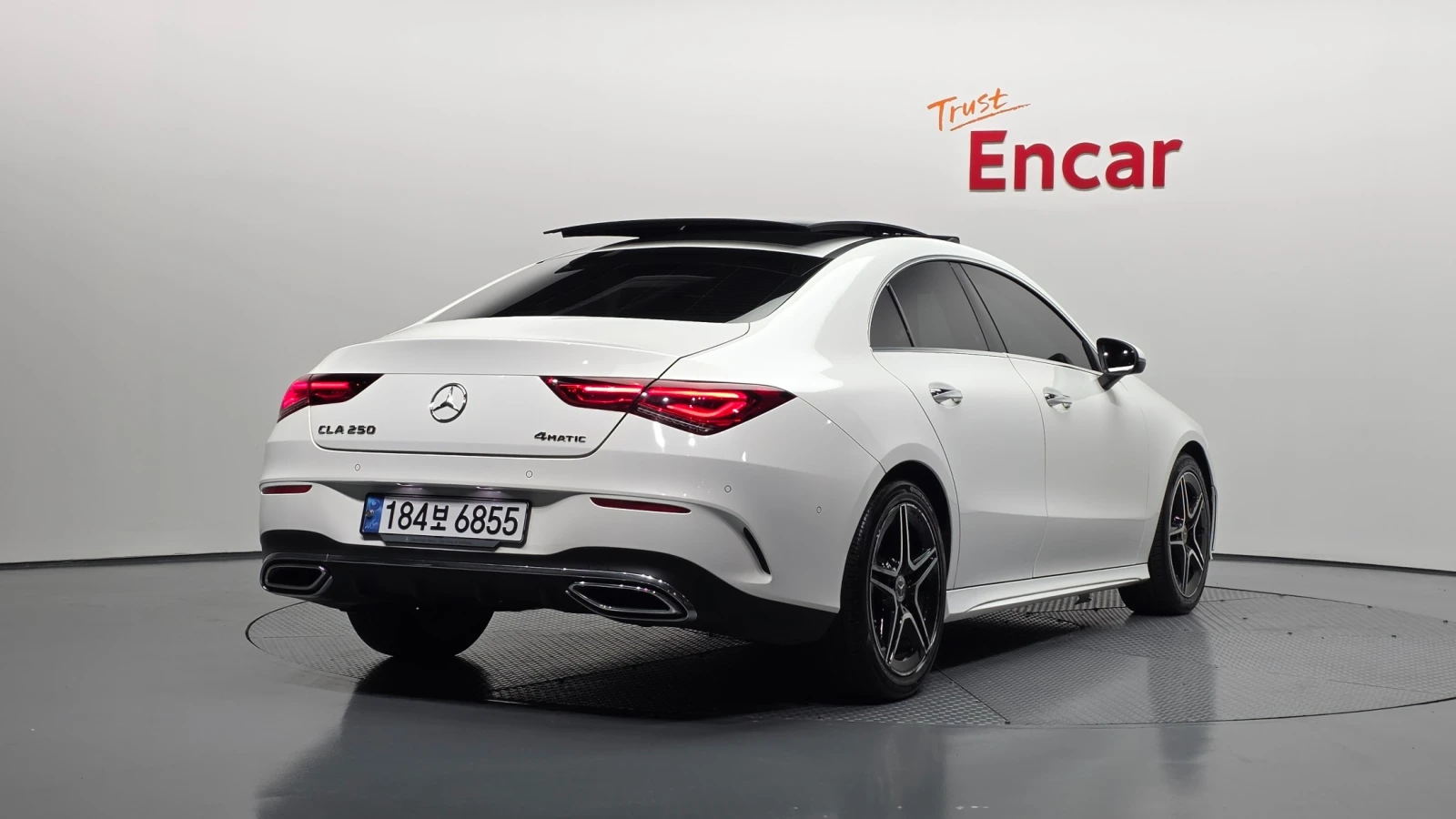 Mercedes-Benz CLA 250 AMG line//Подгрев/АМБИЕНТНО ОСВЕТЛЕНИЕ/, снимка 2 - Автомобили и джипове - 55445780