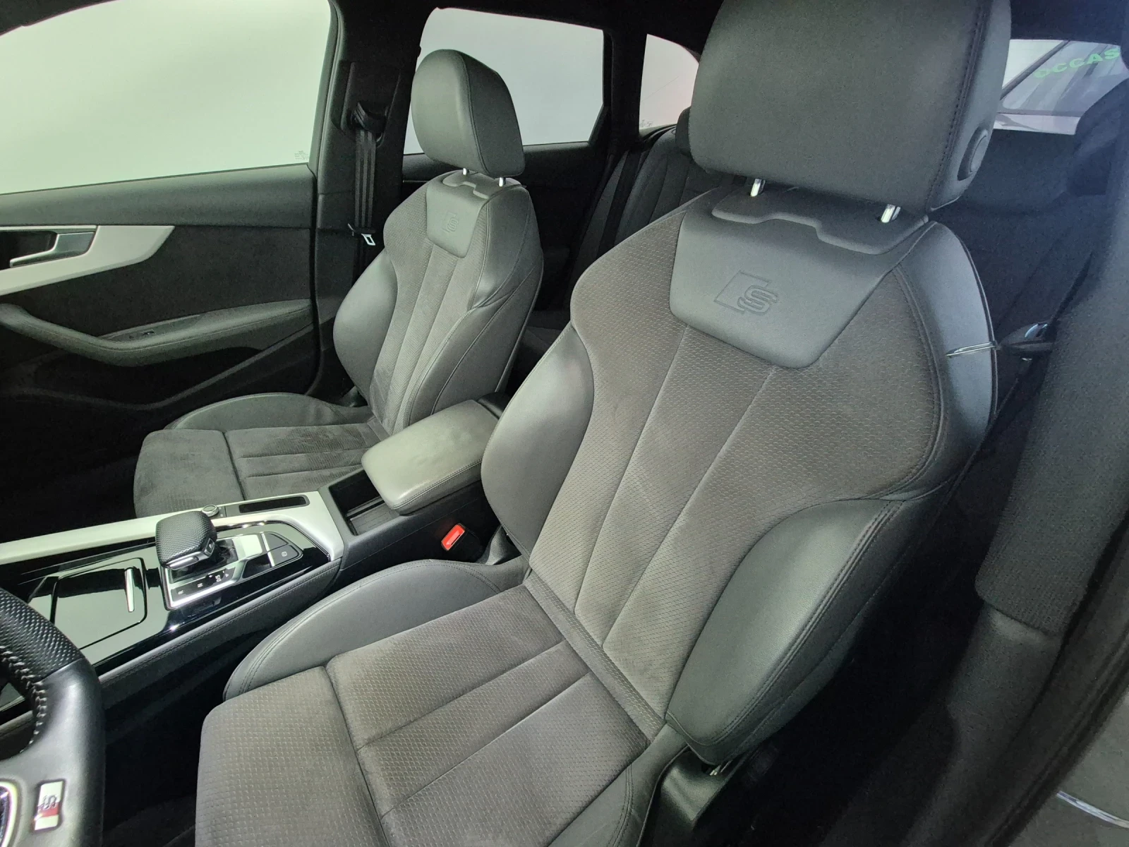 Audi A4 40TDI* S-LINE* QUATTRO* DIGITAL* NARDO* DISTRONIK, снимка 12 - Автомобили и джипове - 55952886