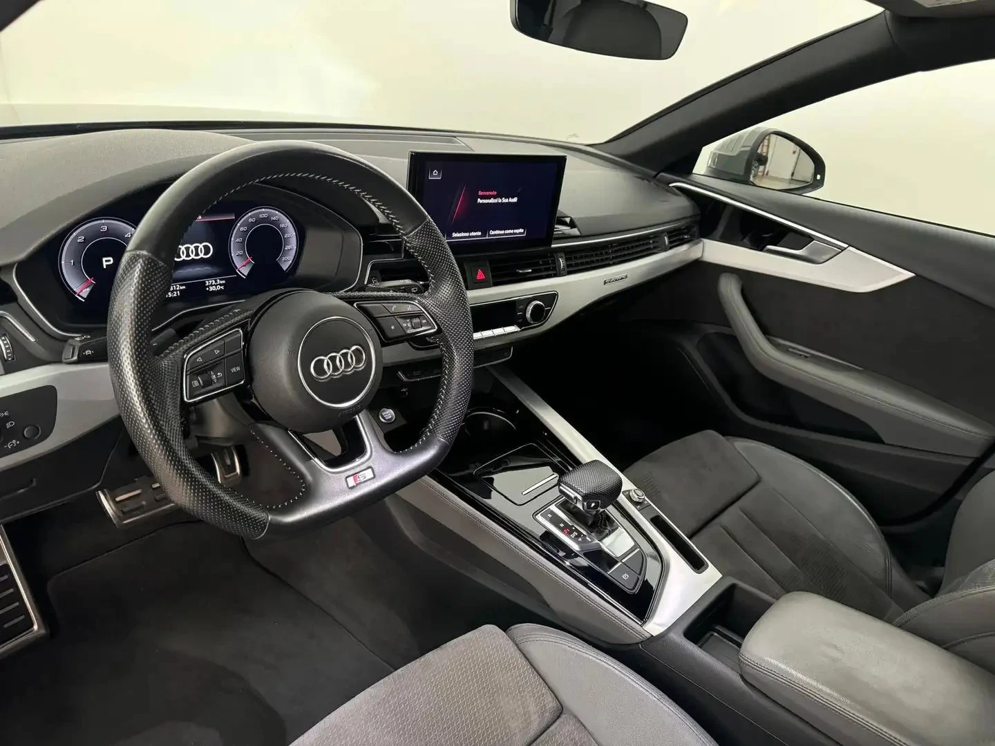 Audi A4 40TDI* S-LINE* QUATTRO* DIGITAL* NARDO* DISTRONIK, снимка 14 - Автомобили и джипове - 55952886