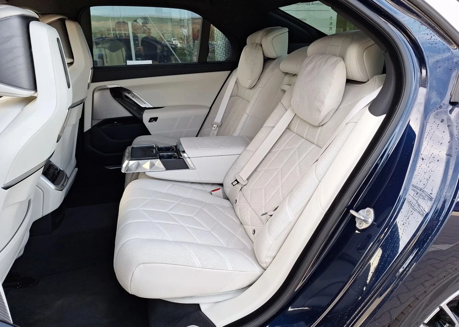 BMW 760 e xDrive Plug-in Hybrid ������ 1.0- 1.5�. �� 100�� | Mobile.bg � ����������� 6