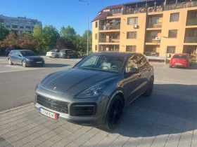 Porsche Cayenne Gts sport design full vacum panorama matrix lizing, снимка 16