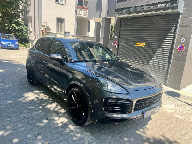 Porsche Cayenne Gts sport design full vacum panorama matrix lizing, снимка 3 - Автомобили и джипове - 52077765